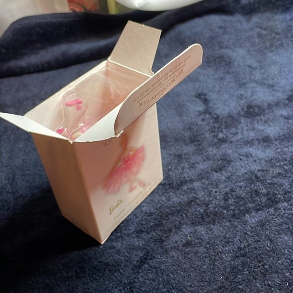 Hallmark keepsake Barbie Prima in Pink Christmas ornament. Barbie Ballerina 2010 - Picture 16 of 16